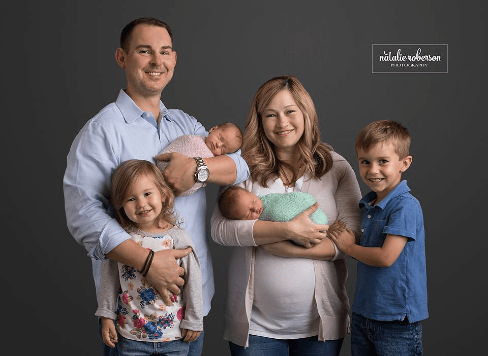 Natalie Roberson is a Frisco family photographer